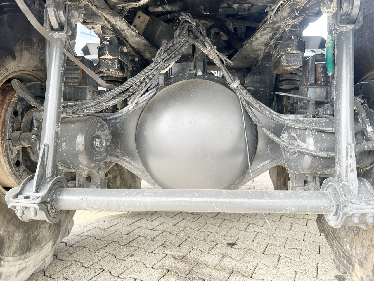 ASTRA HD9 86.56 8x6, 24m³ Mulde, Intarder ASTRA HD9 86.56 8x6, 24m³ Mulde, Intarder - Wozidło: zdjęcie 5 ASTRA HD9 86.56 8x6, 24m³ Mulde, Intarder ASTRA HD9 86.56 8x6, 24m³ Mulde, Intarder - Wozidło: zdjęcie 5