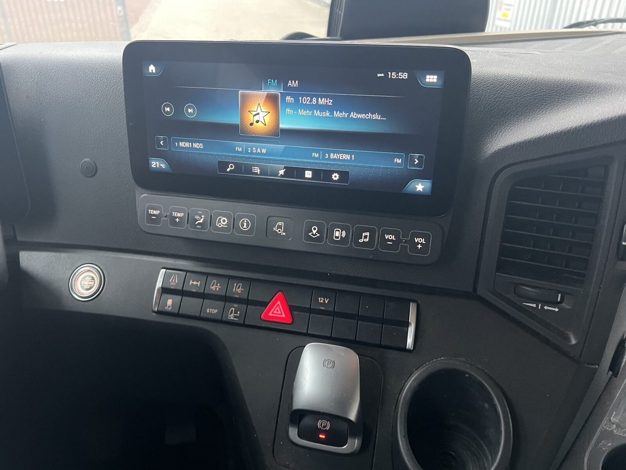 Mercedes-Benz Actros 1848 LS 4x2 Actros 1848 LS 4x2, Volumer, Retarder - Ciągnik siodłowy: zdjęcie 2 Mercedes-Benz Actros 1848 LS 4x2 Actros 1848 LS 4x2, Volumer, Retarder - Ciągnik siodłowy: zdjęcie 2