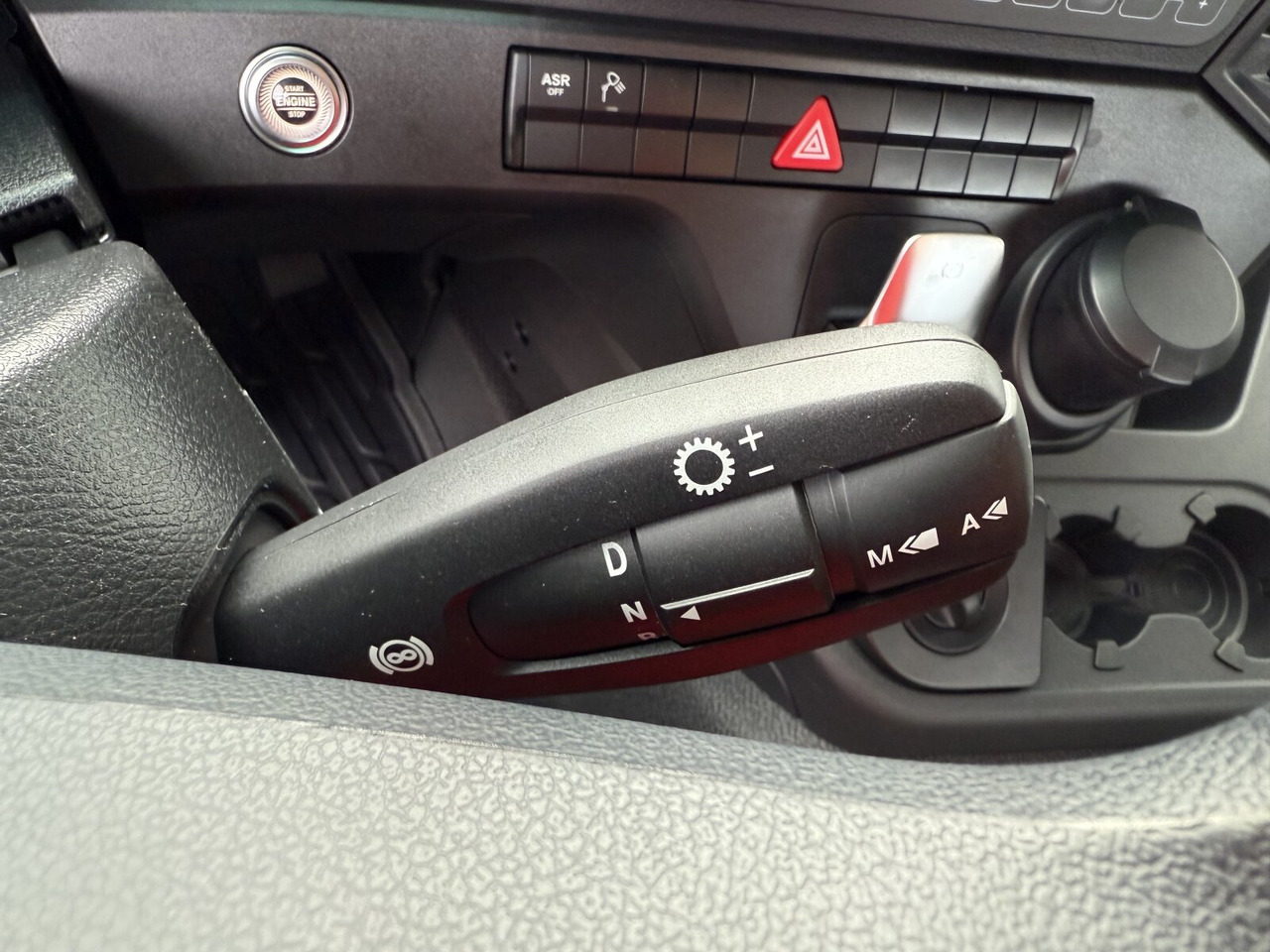 Nowy Ciągnik siodłowy Mercedes-Benz Arocs 1853 AS 4x4 Arocs 1853 AS 4x4, Retarder, MultimediaCockpit, Navi: zdjęcie 6 Nowy Ciągnik siodłowy Mercedes-Benz Arocs 1853 AS 4x4 Arocs 1853 AS 4x4, Retarder, MultimediaCockpit, Navi: zdjęcie 6