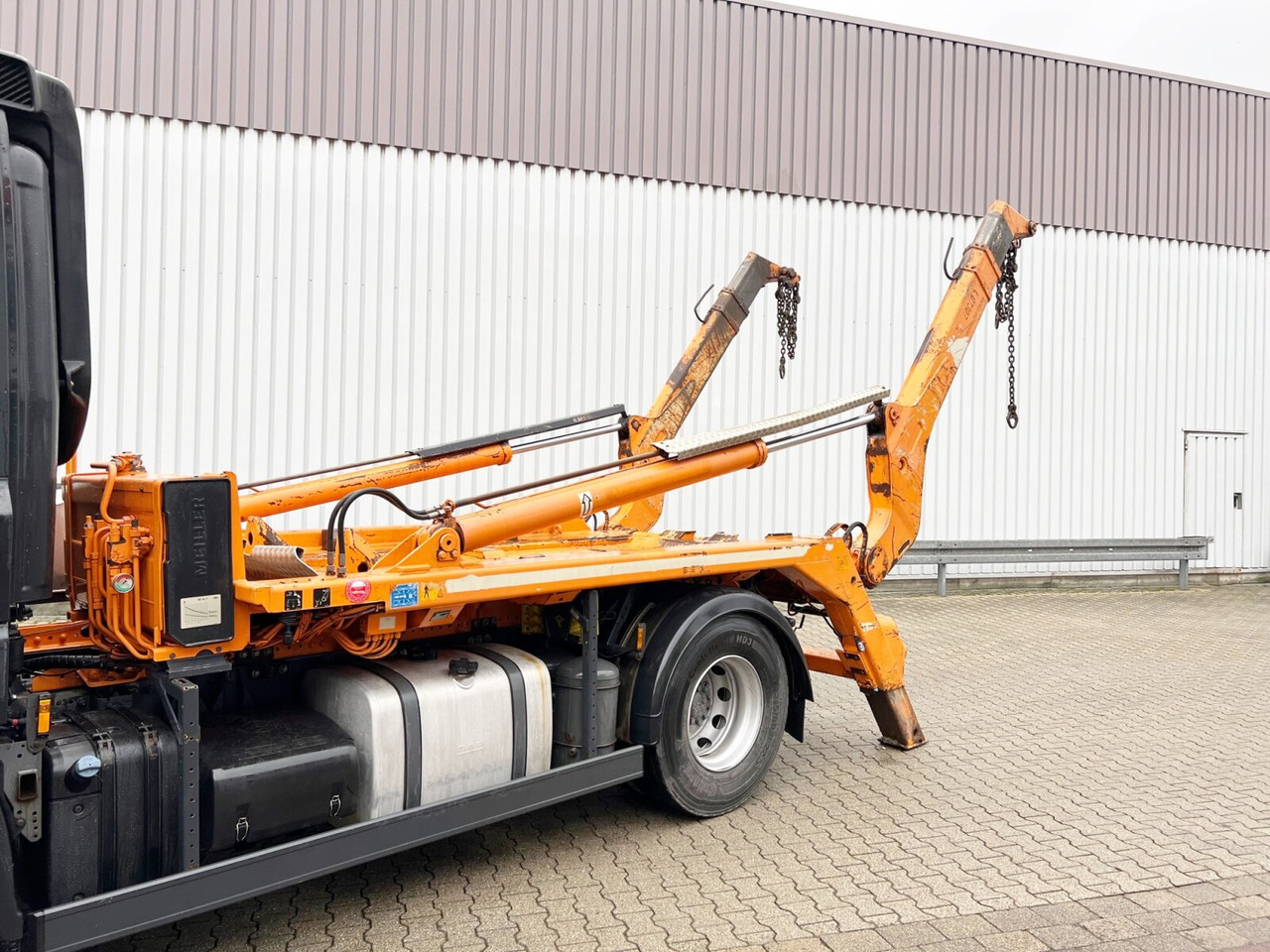 DAF CF 290 4x2 CF 290 4x2, Tele-Absetzer - Bramowiec: zdjęcie 2 DAF CF 290 4x2 CF 290 4x2, Tele-Absetzer - Bramowiec: zdjęcie 2