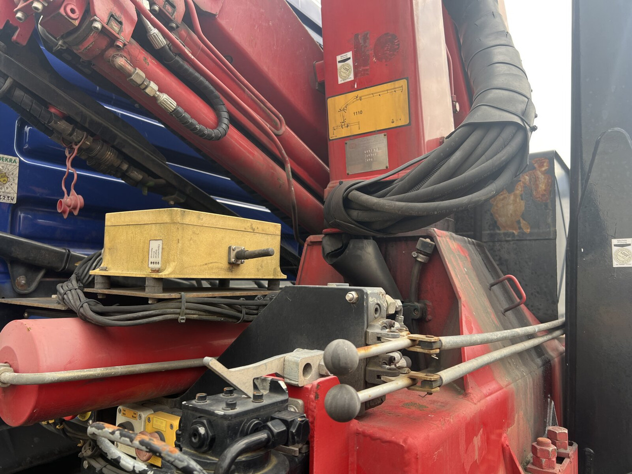 Ciężarówka hakowiec, Samochod ciężarowy z HDS MAN 25/18.284 6x2-4 LL 25/18.284 6x2-4 LL,Kran HMF 1113 K3, Funk, Retarder: zdjęcie 10 Ciężarówka hakowiec, Samochod ciężarowy z HDS MAN 25/18.284 6x2-4 LL 25/18.284 6x2-4 LL,Kran HMF 1113 K3, Funk, Retarder: zdjęcie 10