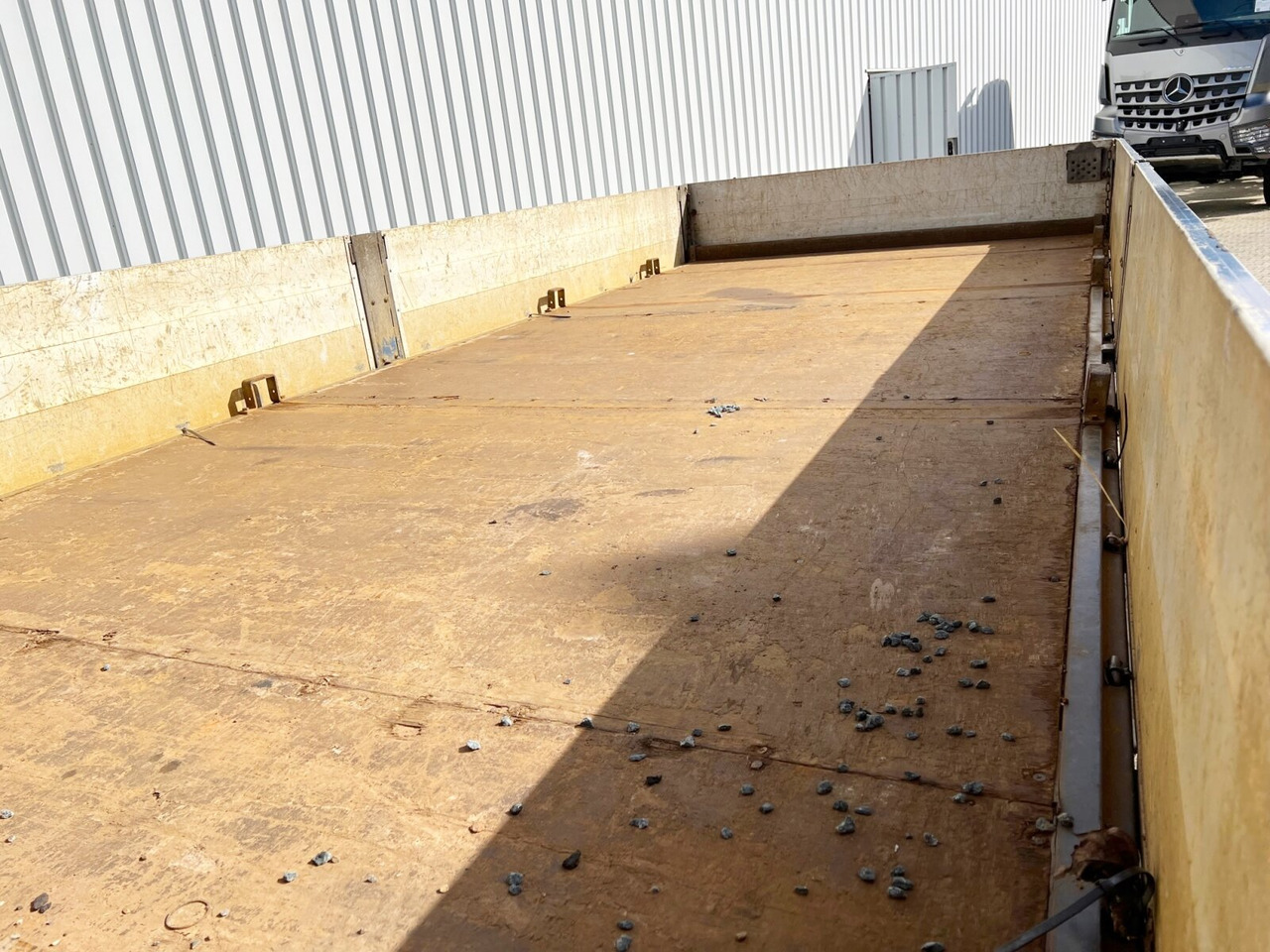 MAN TGM 15.250/340 4X2 BL TGM 15.250/340 4X2 BL mit Kran Palfinger PK 11001 - Samochod ciężarowy z HDS, Samochód ciężarowy skrzyniowy/ Platforma: zdjęcie 3 MAN TGM 15.250/340 4X2 BL TGM 15.250/340 4X2 BL mit Kran Palfinger PK 11001 - Samochod ciężarowy z HDS, Samochód ciężarowy skrzyniowy/ Platforma: zdjęcie 3