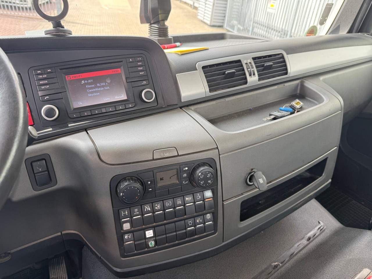 MAN TGM 15.250 4x2 LL TGM 15.250 4x2 LL, Tele-Absetzer - Bramowiec: zdjęcie 3 MAN TGM 15.250 4x2 LL TGM 15.250 4x2 LL, Tele-Absetzer - Bramowiec: zdjęcie 3