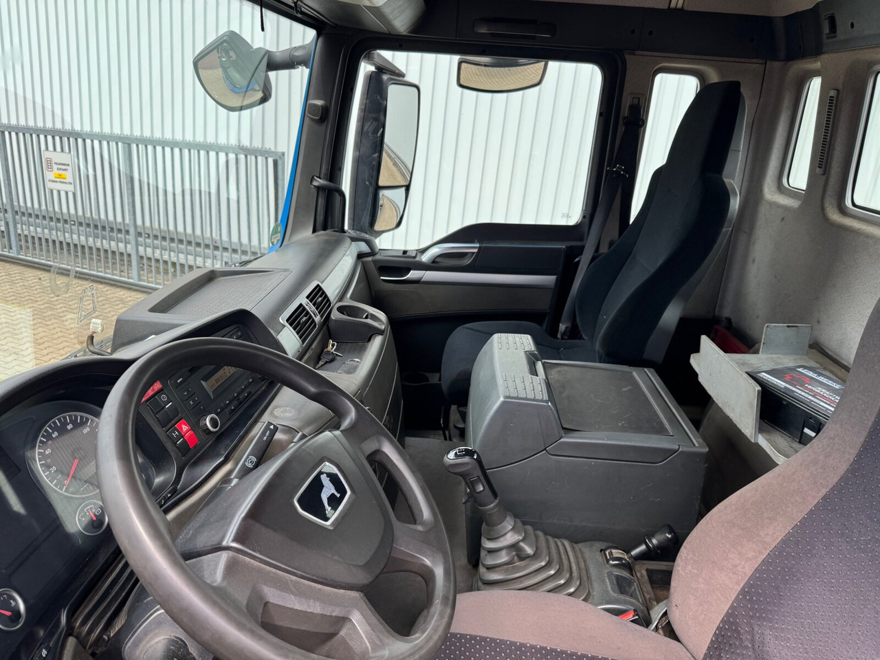 MAN TGS 26.400 6x2-4 BL TGS 26.400 6x2-4 BL, Lenk-/Liftachse, Schub-Knick - Ciężarówka hakowiec: zdjęcie 2 MAN TGS 26.400 6x2-4 BL TGS 26.400 6x2-4 BL, Lenk-/Liftachse, Schub-Knick - Ciężarówka hakowiec: zdjęcie 2