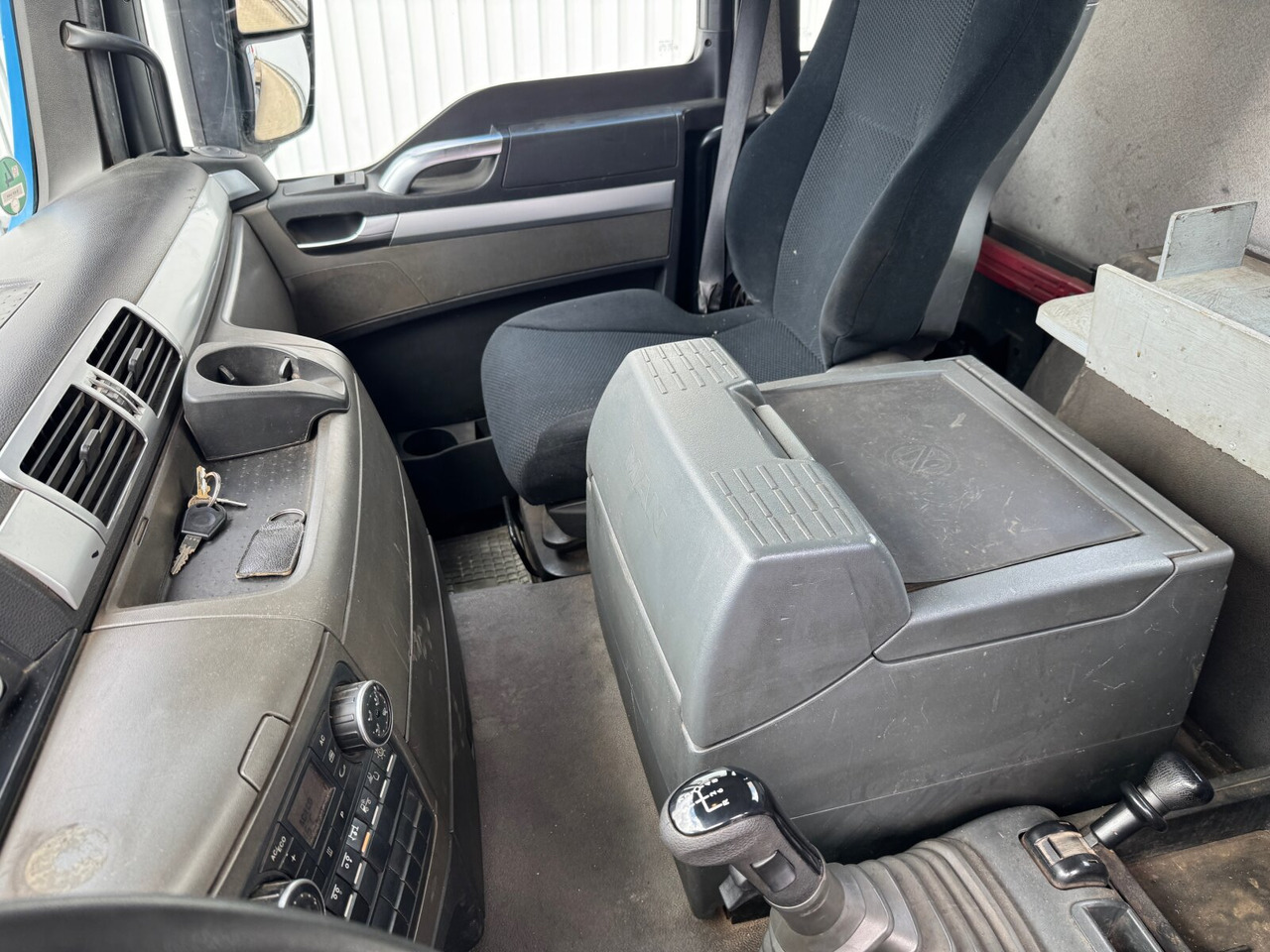 MAN TGS 26.400 6x2-4 BL TGS 26.400 6x2-4 BL, Lenk-/Liftachse, Schub-Knick - Ciężarówka hakowiec: zdjęcie 4 MAN TGS 26.400 6x2-4 BL TGS 26.400 6x2-4 BL, Lenk-/Liftachse, Schub-Knick - Ciężarówka hakowiec: zdjęcie 4