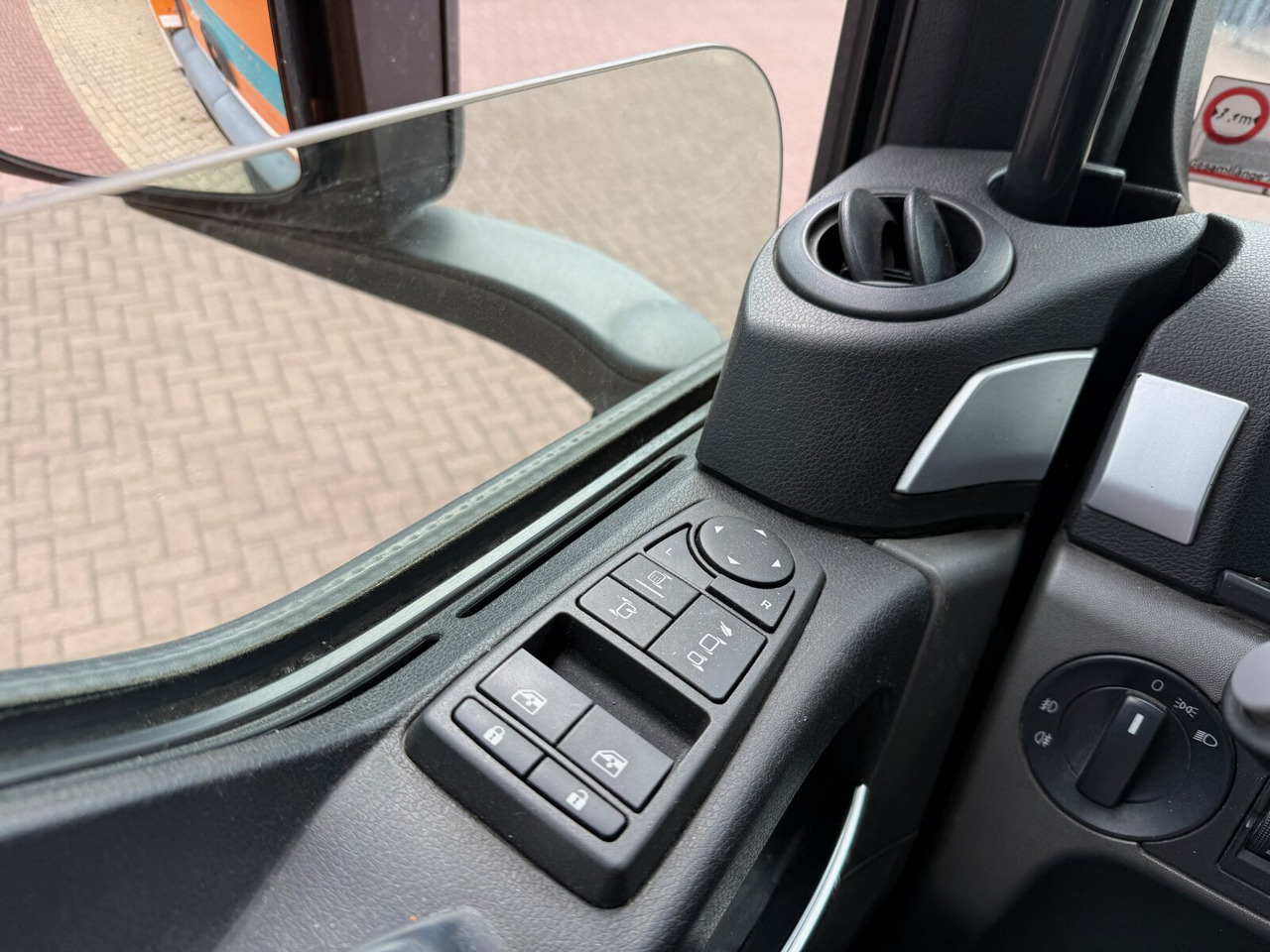 Śmieciarka dla transportowania śmieci MAN TGS 35.360 8x2-6 BL TGS 35.360 8x2-6 BL, 2x Lenkachse, Zöller Medium XL, Zöller-Schüttung: zdjęcie 7 Śmieciarka dla transportowania śmieci MAN TGS 35.360 8x2-6 BL TGS 35.360 8x2-6 BL, 2x Lenkachse, Zöller Medium XL, Zöller-Schüttung: zdjęcie 7