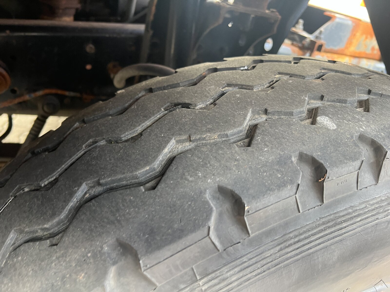 Mercedes-Benz 1617 C 4x2 1617 C 4x2, Winterdienstausstattung - Maszyna do odśnieżania: zdjęcie 2 Mercedes-Benz 1617 C 4x2 1617 C 4x2, Winterdienstausstattung - Maszyna do odśnieżania: zdjęcie 2