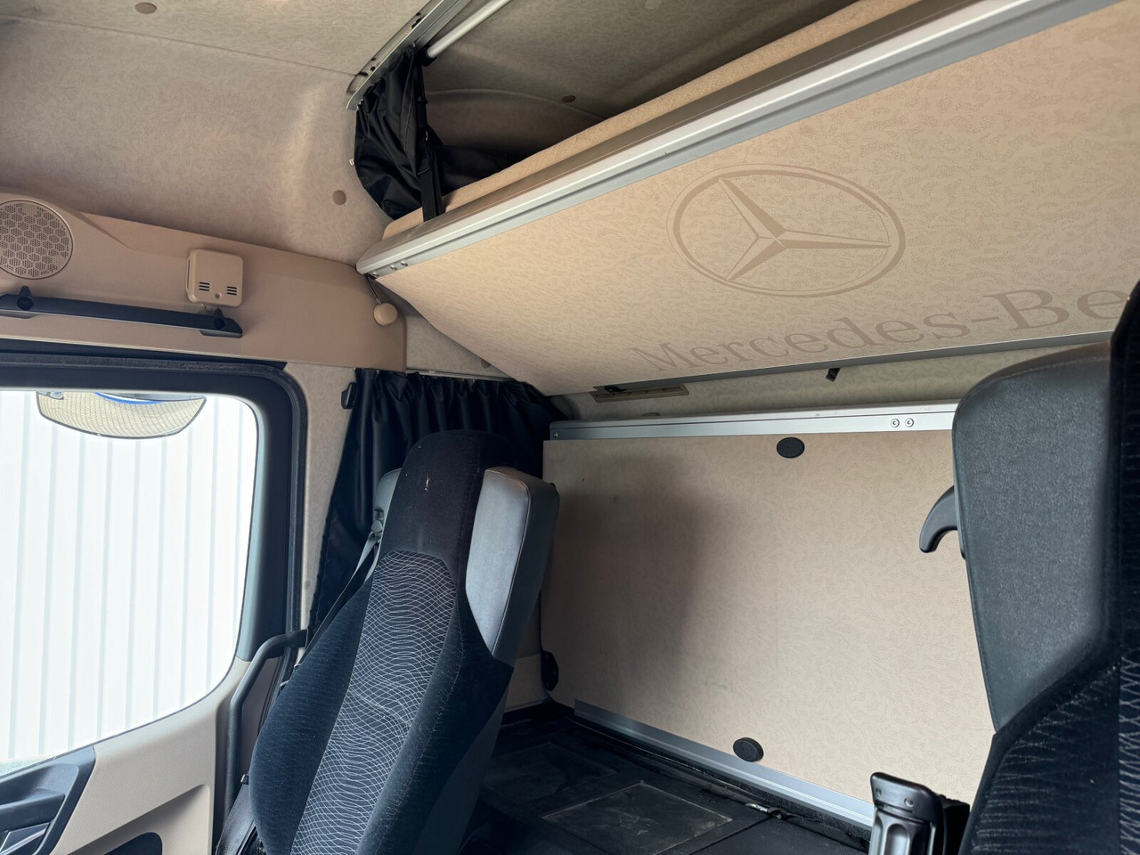 Mercedes-Benz Actros 2540 L 6x2 Actros 2540 L 6x2, Retarder, Liftachse, StreamSpace - Samochód ciężarowe pod zabudowę: zdjęcie 5 Mercedes-Benz Actros 2540 L 6x2 Actros 2540 L 6x2, Retarder, Liftachse, StreamSpace - Samochód ciężarowe pod zabudowę: zdjęcie 5