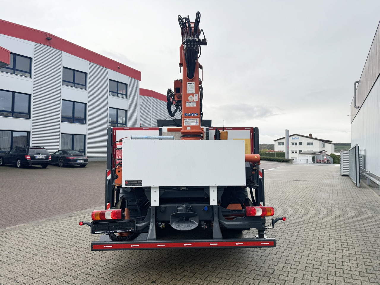 Samochod ciężarowy z HDS, Samochód ciężarowy skrzyniowy/ Platforma Mercedes-Benz Atego 1223 L 4x2 Atego 1223 L 4x2 mit Heckkran Atlas 88.3-A2L, Funk: zdjęcie 13 Samochod ciężarowy z HDS, Samochód ciężarowy skrzyniowy/ Platforma Mercedes-Benz Atego 1223 L 4x2 Atego 1223 L 4x2 mit Heckkran Atlas 88.3-A2L, Funk: zdjęcie 13