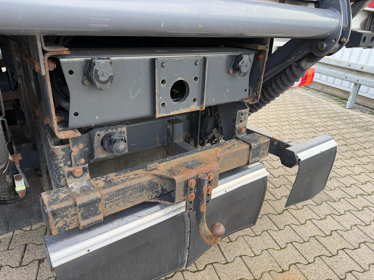 Mercedes-Benz Atego 1330 4x4 Atego 1330 4x4, Iso-Koffer mit Heizung, LBW - Samochód ciężarowy furgon: zdjęcie 4 Mercedes-Benz Atego 1330 4x4 Atego 1330 4x4, Iso-Koffer mit Heizung, LBW - Samochód ciężarowy furgon: zdjęcie 4