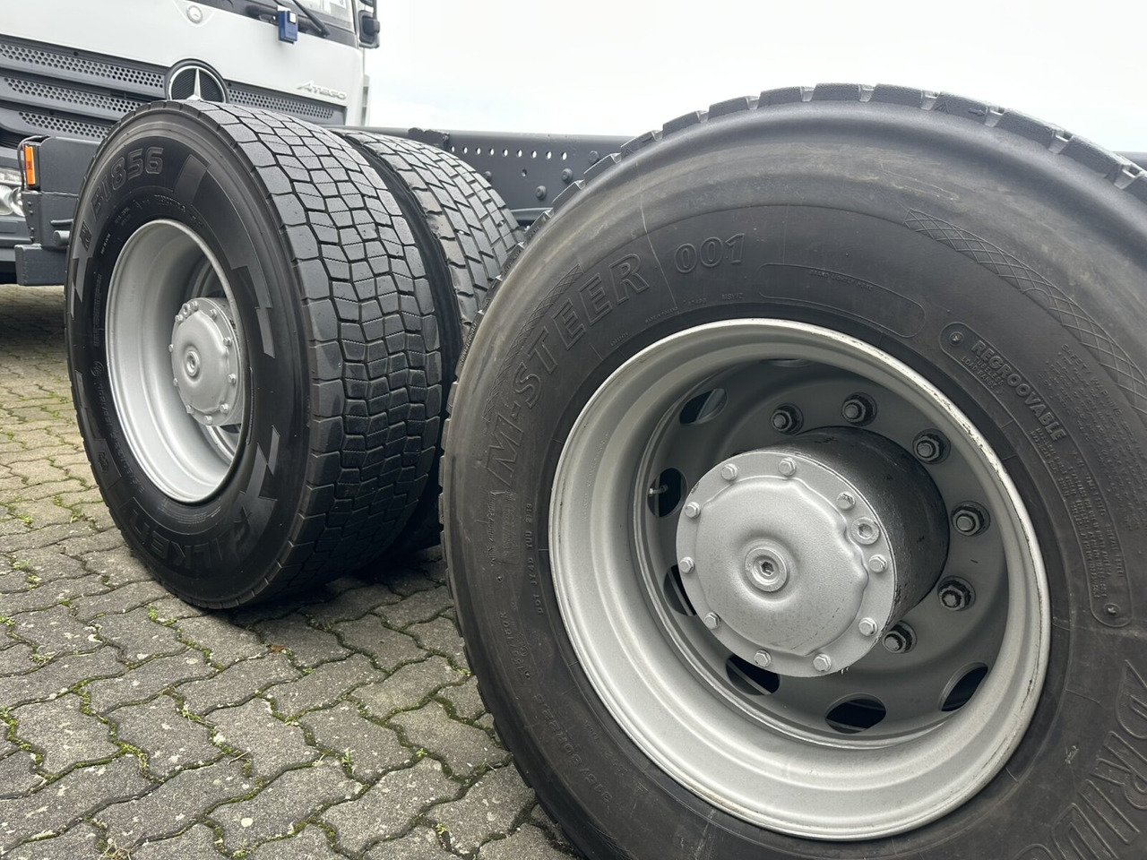 Mercedes-Benz Axor 2629 K 6x4 Axor 2629 K 6x4, PTO, Steel, Manual, 6-Zylinder - Samochód ciężarowe pod zabudowę: zdjęcie 2 Mercedes-Benz Axor 2629 K 6x4 Axor 2629 K 6x4, PTO, Steel, Manual, 6-Zylinder - Samochód ciężarowe pod zabudowę: zdjęcie 2