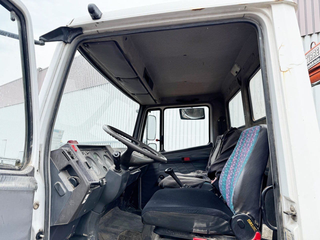 Mercedes-Benz LK 814 4x2 LK 814 4x2, 6-Zylinder, Kran Tirre Euro 35 - Samochod ciężarowy z HDS, Samochód ciężarowy skrzyniowy/ Platforma: zdjęcie 3 Mercedes-Benz LK 814 4x2 LK 814 4x2, 6-Zylinder, Kran Tirre Euro 35 - Samochod ciężarowy z HDS, Samochód ciężarowy skrzyniowy/ Platforma: zdjęcie 3