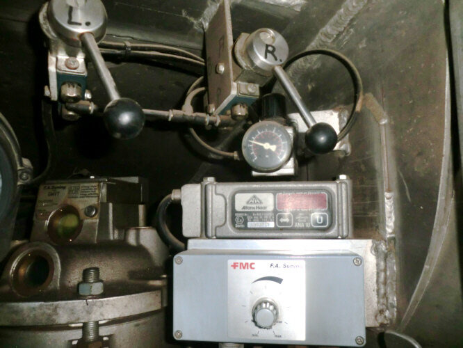 Mercedes-Benz SK 1824 L 4x2 SK 1824 L 4x2, Esterer Tankaufbau ca. 13.100l, 2 Kammern - Samochód ciężarowy cysterna: zdjęcie 5 Mercedes-Benz SK 1824 L 4x2 SK 1824 L 4x2, Esterer Tankaufbau ca. 13.100l, 2 Kammern - Samochód ciężarowy cysterna: zdjęcie 5