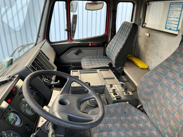 Mercedes-Benz SK II 25/2634 K 6x4 SK II 25/2634 K 6x4, Stahlmulde ca. 13m³ - Wozidło: zdjęcie 4 Mercedes-Benz SK II 25/2634 K 6x4 SK II 25/2634 K 6x4, Stahlmulde ca. 13m³ - Wozidło: zdjęcie 4