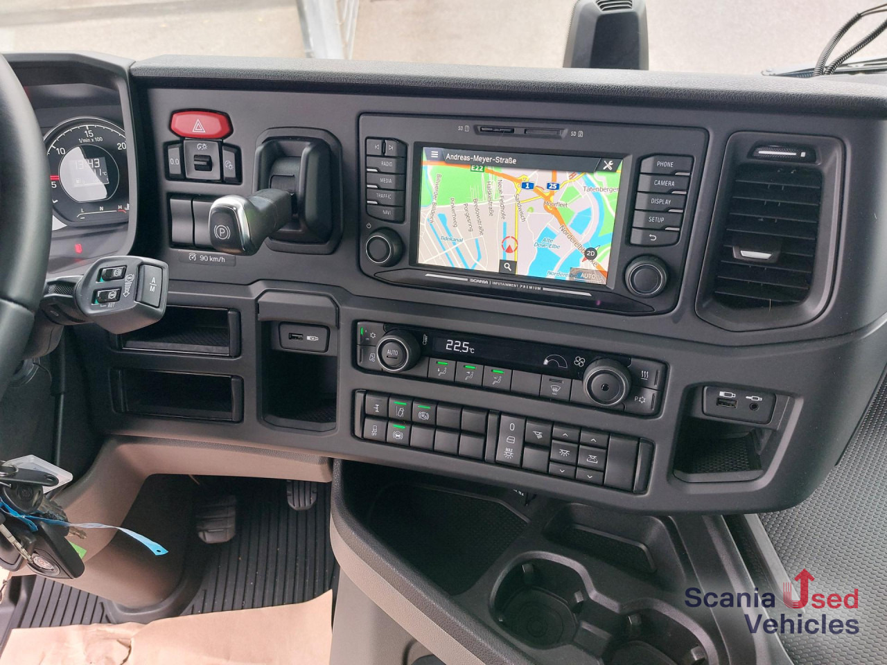 SCANIA R 460 A4x2NA, SUPER, Navi, Standklima - Ciągnik siodłowy: zdjęcie 5 SCANIA R 460 A4x2NA, SUPER, Navi, Standklima - Ciągnik siodłowy: zdjęcie 5
