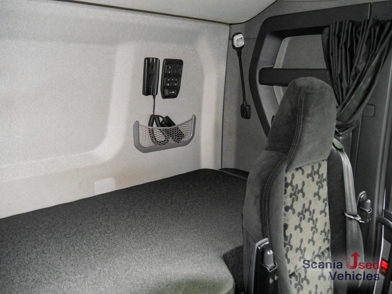 SCANIA R 460 A4x2EB - SUPER - - Ciągnik siodłowy: zdjęcie 2 SCANIA R 460 A4x2EB - SUPER - - Ciągnik siodłowy: zdjęcie 2