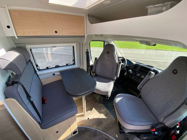 Nowy Kampervan Sunlight Cliff 640 mit Längsbetten,Modell 25: zdjęcie 10 Nowy Kampervan Sunlight Cliff 640 mit Längsbetten,Modell 25: zdjęcie 10