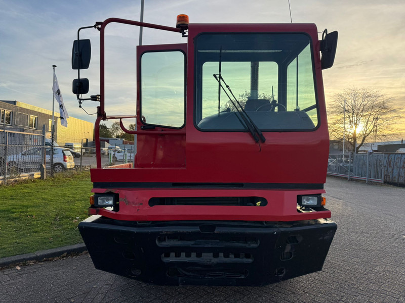 Terberg YT182 / Klima / NL Truck - Wózek terminalowy: zdjęcie 5 Terberg YT182 / Klima / NL Truck - Wózek terminalowy: zdjęcie 5