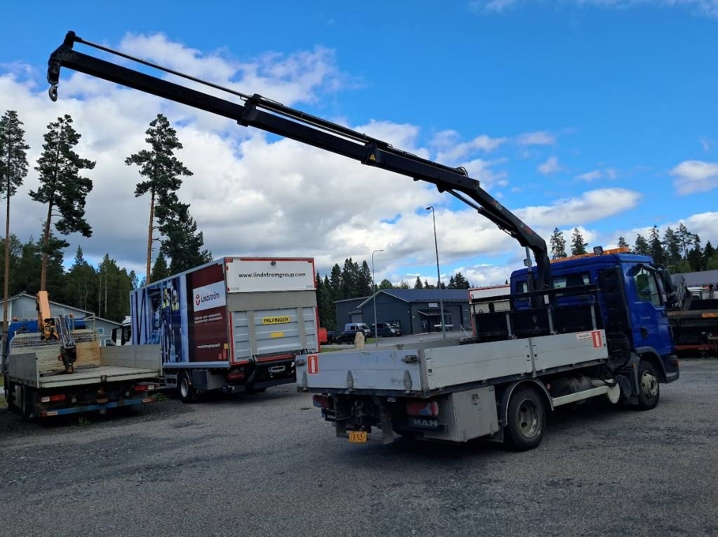 MAN TGL 8.150 Hiab 066-2 10v tarkastettu - Samochod ciężarowy z HDS: zdjęcie 3 MAN TGL 8.150 Hiab 066-2 10v tarkastettu - Samochod ciężarowy z HDS: zdjęcie 3