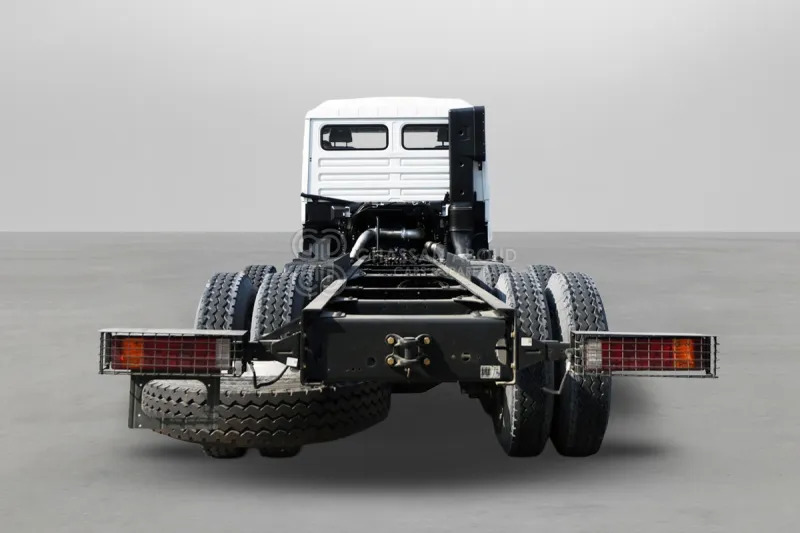 Shacman 6x4 F3000 Chassis - Samochód ciężarowe pod zabudowę: zdjęcie 2 Shacman 6x4 F3000 Chassis - Samochód ciężarowe pod zabudowę: zdjęcie 2