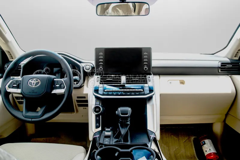 SUV Toyota Land Cruiser 300: zdjęcie 7 SUV Toyota Land Cruiser 300: zdjęcie 7