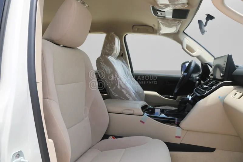 SUV Toyota Land Cruiser 300: zdjęcie 9 SUV Toyota Land Cruiser 300: zdjęcie 9