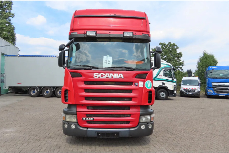 Scania R440 2 tanks Frigo, 927381km, no rust chassis - Ciągnik siodłowy: zdjęcie 2 Scania R440 2 tanks Frigo, 927381km, no rust chassis - Ciągnik siodłowy: zdjęcie 2