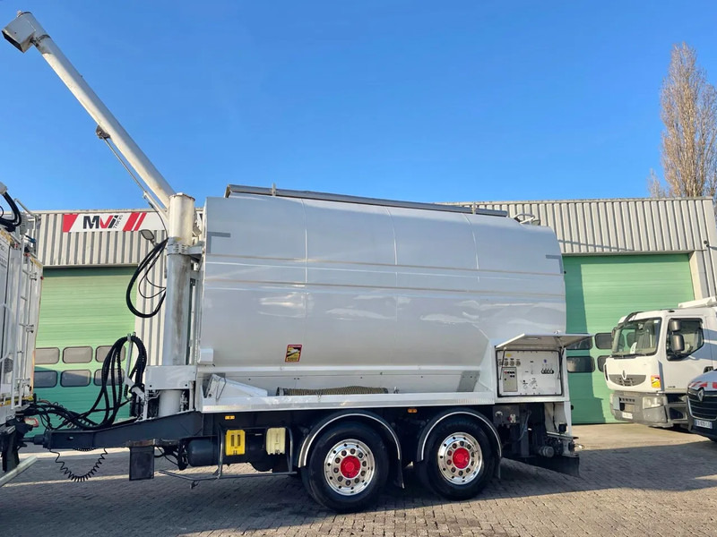 Samro TSCI AUGER / AIR 4 COMPARTMENTS, BPW AXLES - Przyczepa cysterna: zdjęcie 1 Samro TSCI AUGER / AIR 4 COMPARTMENTS, BPW AXLES - Przyczepa cysterna: zdjęcie 1