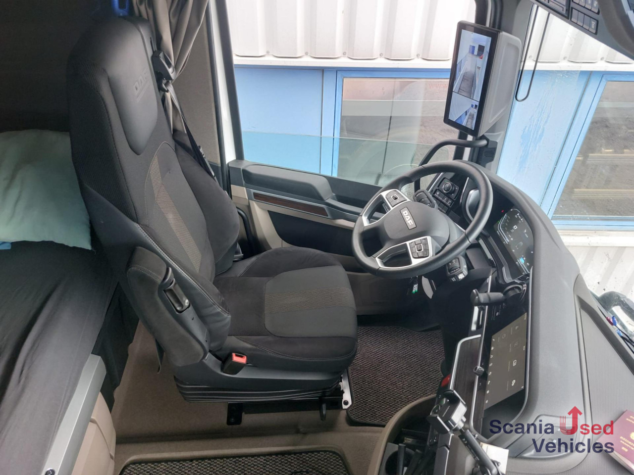 DAF XG 530 FAN 6x2-4 PALFINGER PK 22002-EH D - Samochód ciężarowy skrzyniowy/ Platforma, Samochod ciężarowy z HDS: zdjęcie 2 DAF XG 530 FAN 6x2-4 PALFINGER PK 22002-EH D - Samochód ciężarowy skrzyniowy/ Platforma, Samochod ciężarowy z HDS: zdjęcie 2