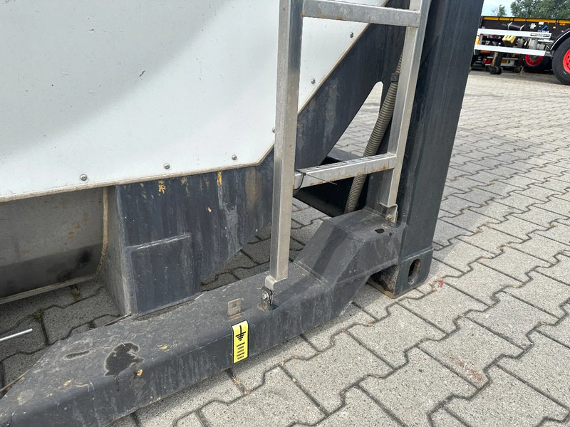 Kontener zbiornikowy CIMC 20FT ISO / 25.020L-1-COMP. / L4BN / UN Portable / T11 / test: 10-2027: zdjęcie 9 Kontener zbiornikowy CIMC 20FT ISO / 25.020L-1-COMP. / L4BN / UN Portable / T11 / test: 10-2027: zdjęcie 9