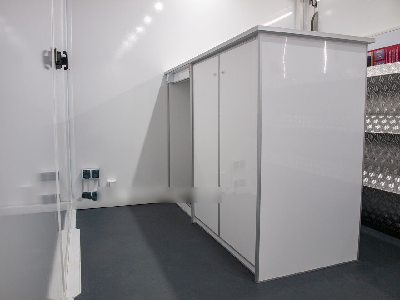 Bannert EVENTOWA - Przyczepa gastronomiczna: zdjęcie 3 Bannert EVENTOWA - Przyczepa gastronomiczna: zdjęcie 3