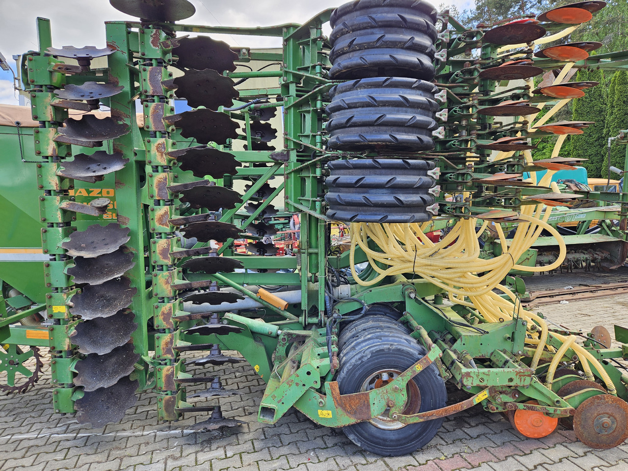 Amazone Cirrus 6001 Super - Agregat uprawowo-siewny: zdjęcie 5 Amazone Cirrus 6001 Super - Agregat uprawowo-siewny: zdjęcie 5