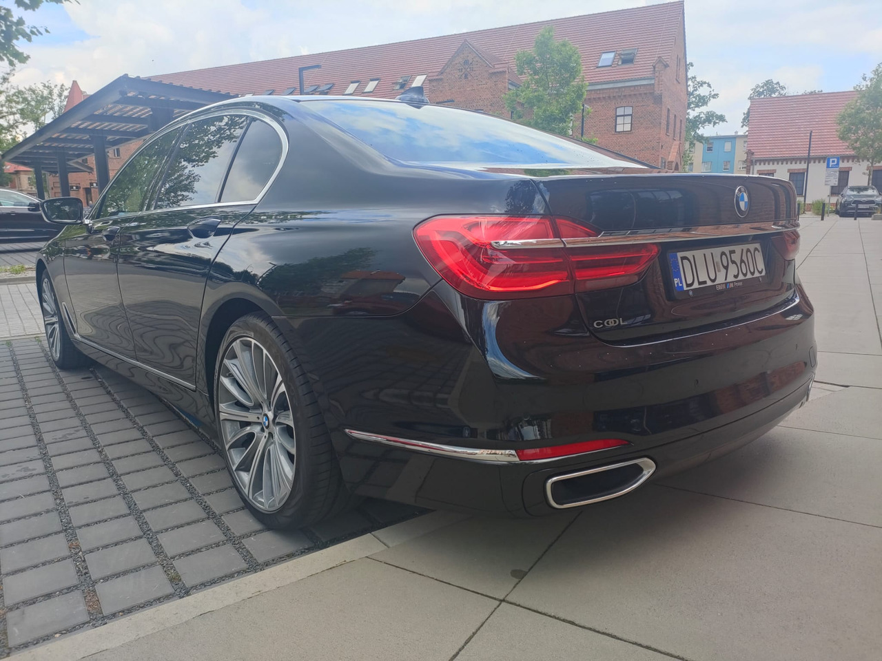 BMW 730D x-drive - Samochód osobowy: zdjęcie 5 BMW 730D x-drive - Samochód osobowy: zdjęcie 5