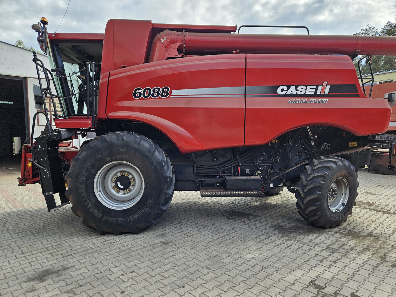 Case 6088 - Kombajn zbożowy: zdjęcie 5 Case 6088 - Kombajn zbożowy: zdjęcie 5