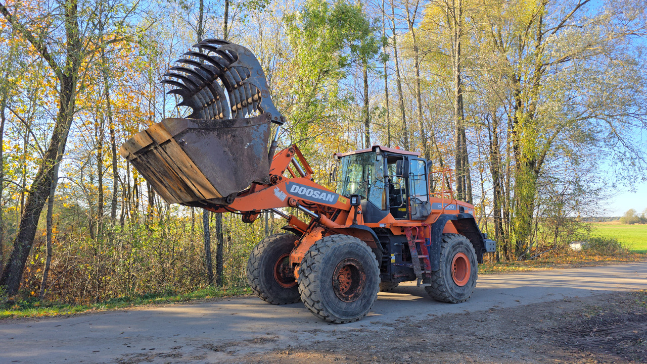 DOOSAN DL300-3 z WAGĄ - Ładowarka kołowa: zdjęcie 3 DOOSAN DL300-3 z WAGĄ - Ładowarka kołowa: zdjęcie 3