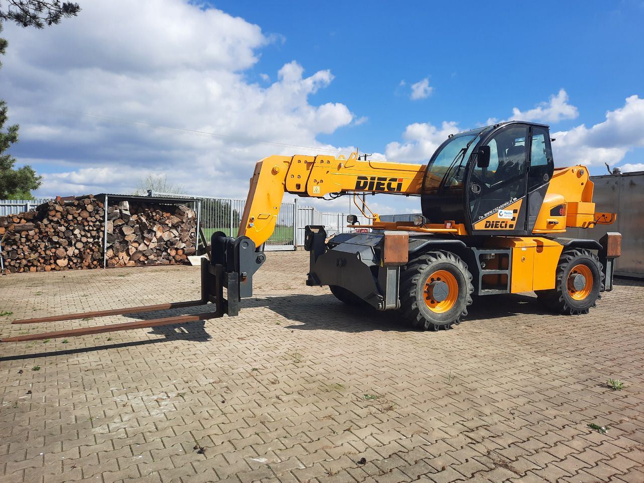 Dieci PEGASUS 60.16 (2.0) ( 6 t / 16 m) - 2016 r. - Ładowarka kołowa: zdjęcie 2 Dieci PEGASUS 60.16 (2.0) ( 6 t / 16 m) - 2016 r. - Ładowarka kołowa: zdjęcie 2