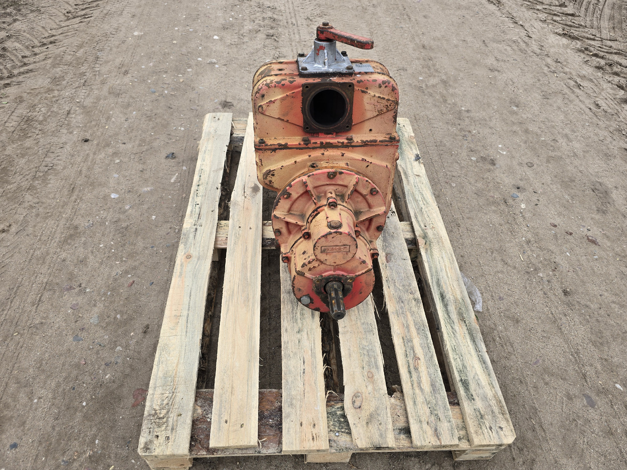 JUROP PNE 102 M (A 60 M) - Przyczepa asenizacyjna: zdjęcie 4 JUROP PNE 102 M (A 60 M) - Przyczepa asenizacyjna: zdjęcie 4