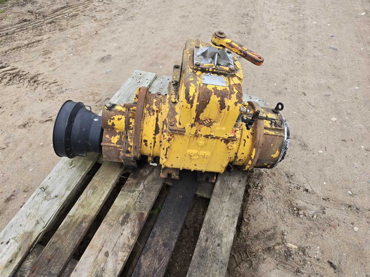 JUROP PNE 122 M - Przyczepa asenizacyjna: zdjęcie 4 JUROP PNE 122 M - Przyczepa asenizacyjna: zdjęcie 4