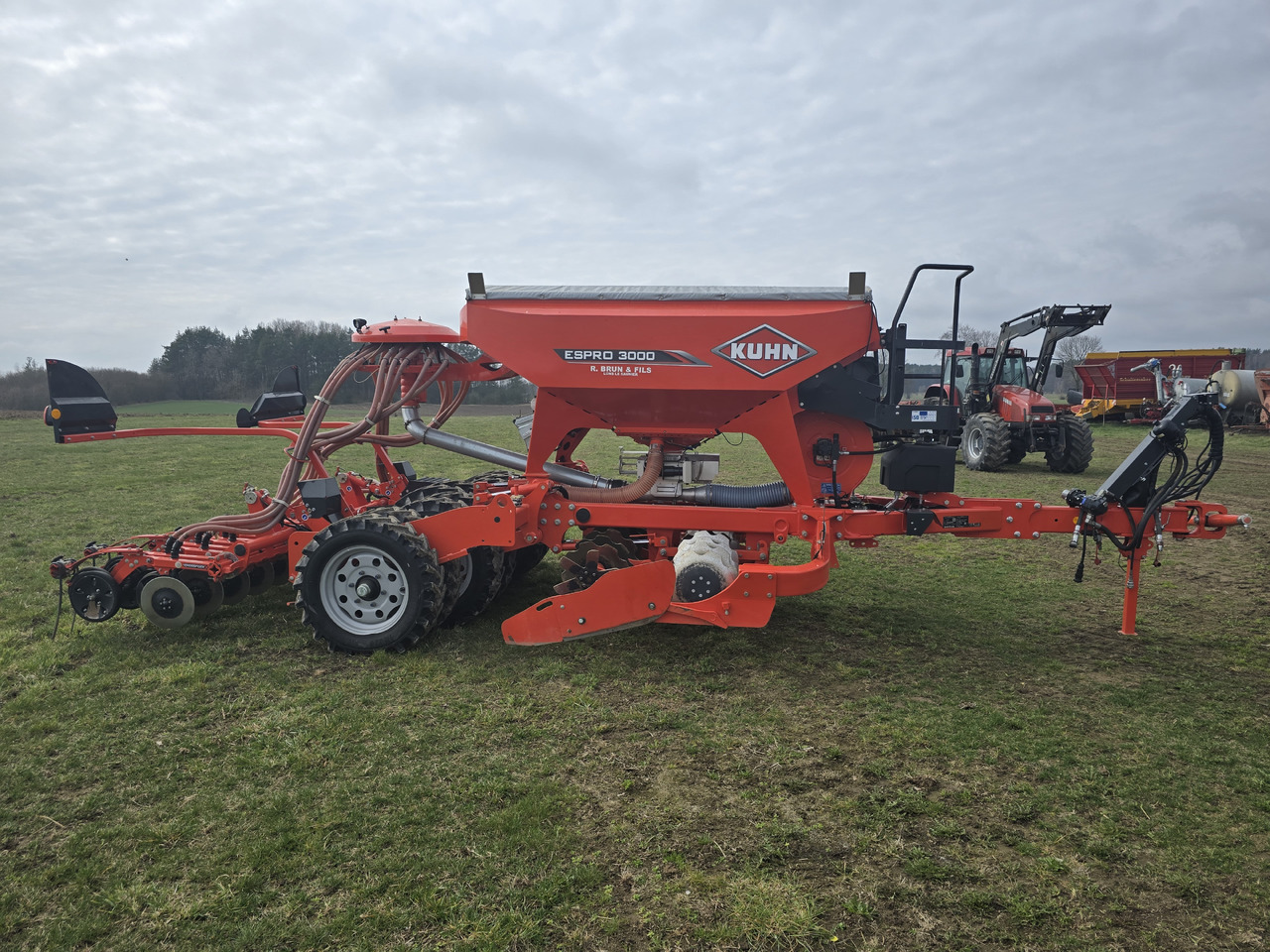 KUHN ESPRO 3000 VFB - Agregat uprawowo-siewny: zdjęcie 3 KUHN ESPRO 3000 VFB - Agregat uprawowo-siewny: zdjęcie 3