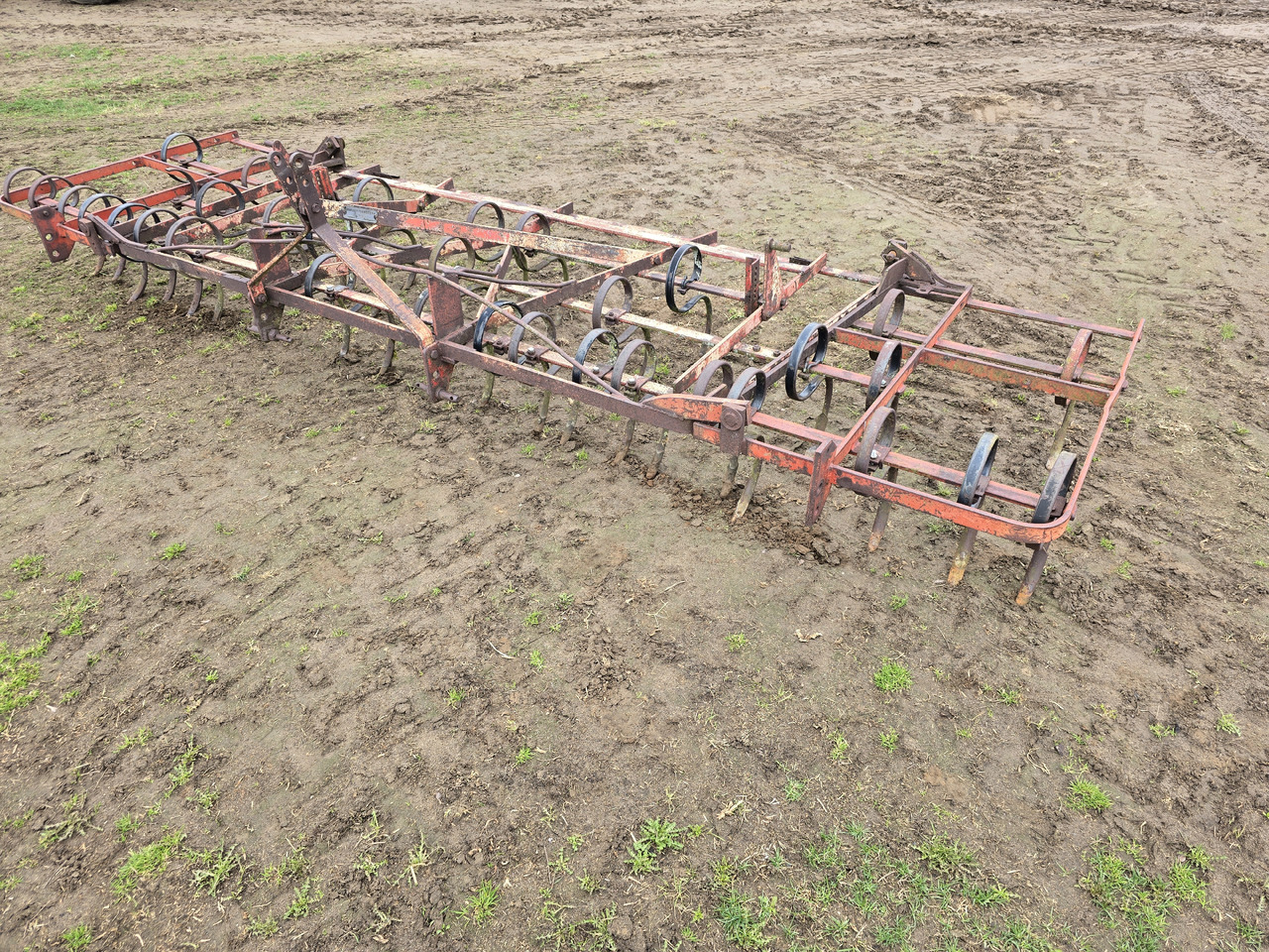 MASSEY-FERGUSON MASSEY-FERGUSON 4-25 - Kultywator: zdjęcie 1 MASSEY-FERGUSON MASSEY-FERGUSON 4-25 - Kultywator: zdjęcie 1