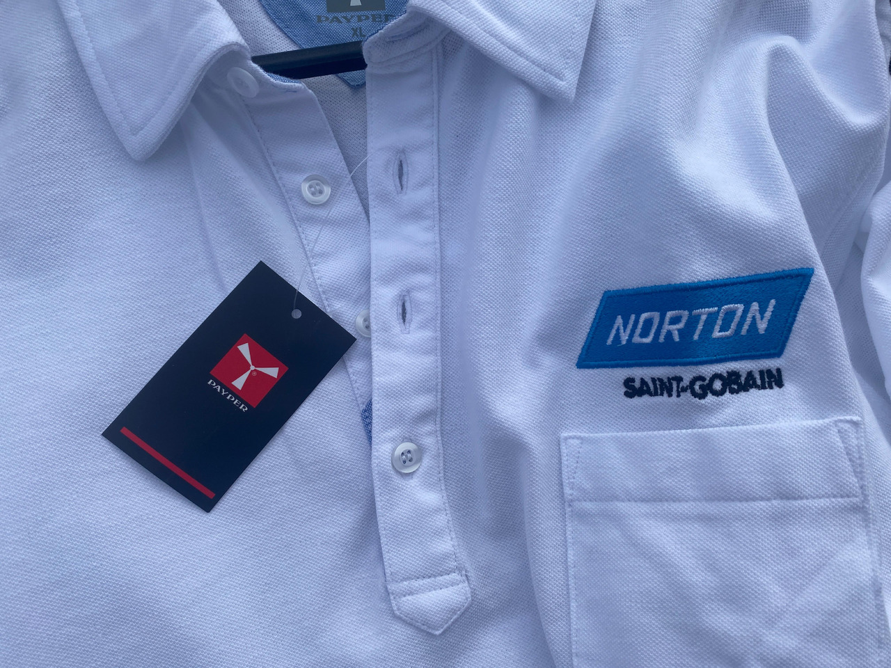 Norton, Dedra ukośnica, zestaw kluczy, lampa z czujnikiem, koszulka Polo - Wyposażenie garażu/ Warsztatów: zdjęcie 5 Norton, Dedra ukośnica, zestaw kluczy, lampa z czujnikiem, koszulka Polo - Wyposażenie garażu/ Warsztatów: zdjęcie 5