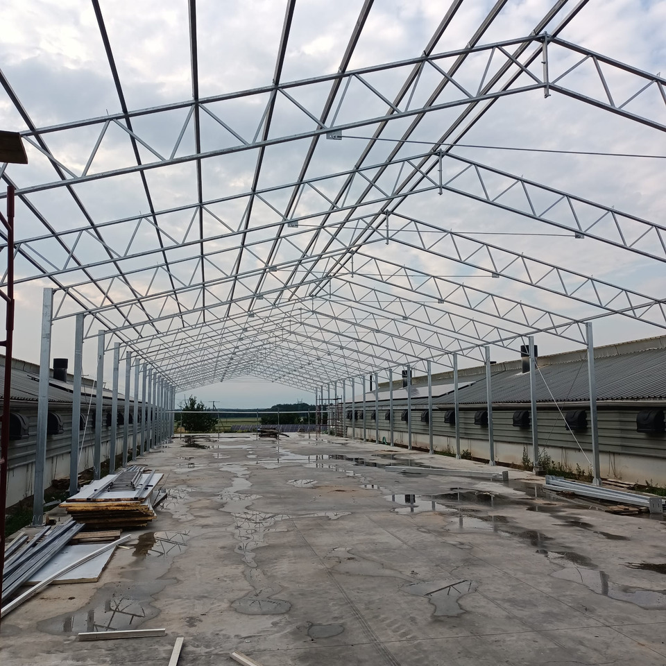 - Sprzęt budowlany: zdjęcie 2 - Sprzęt budowlany: zdjęcie 2