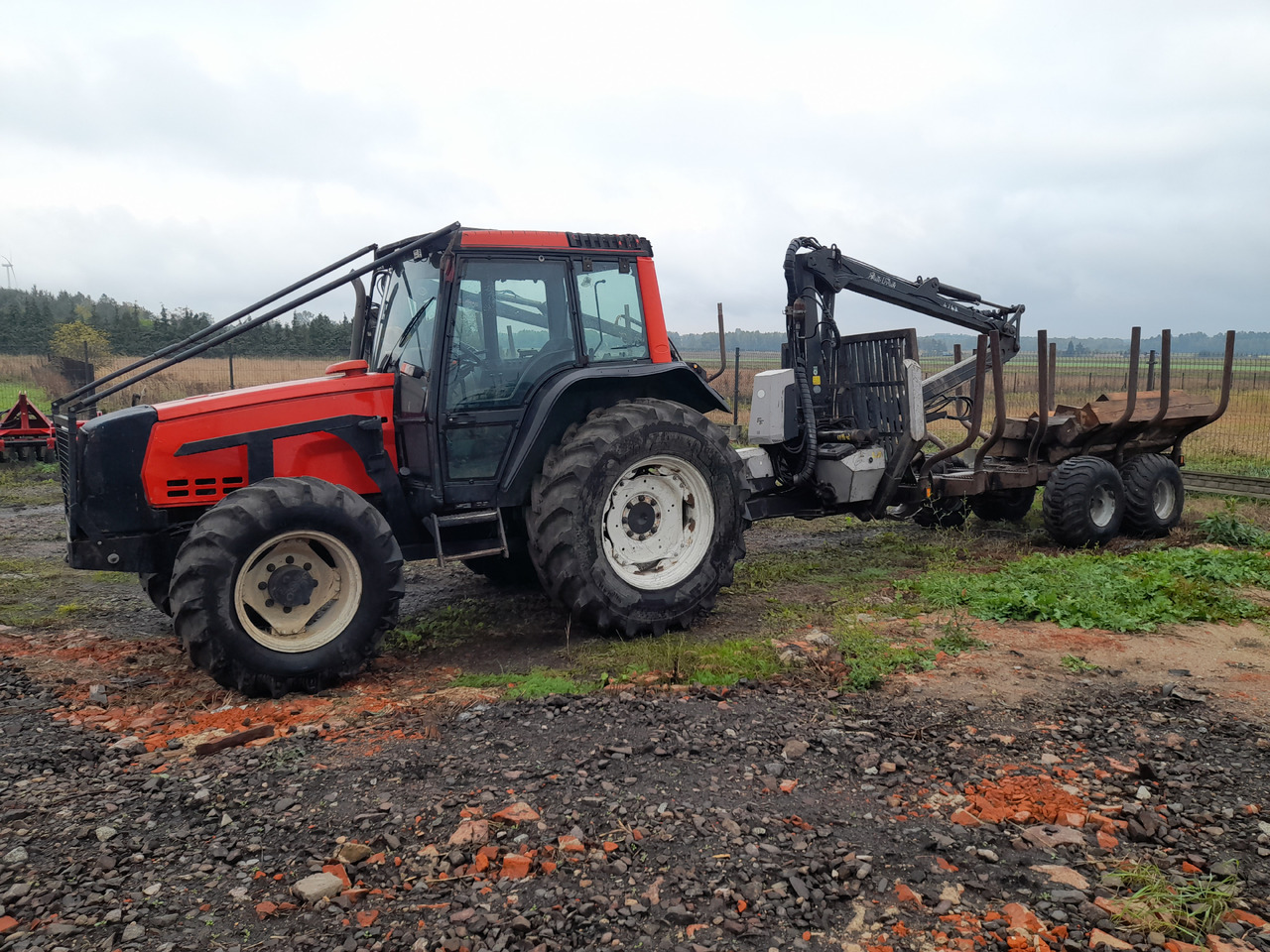 Valtra / Fao Far 6250 / 4768 - Ciągnik leśny: zdjęcie 1 Valtra / Fao Far 6250 / 4768 - Ciągnik leśny: zdjęcie 1