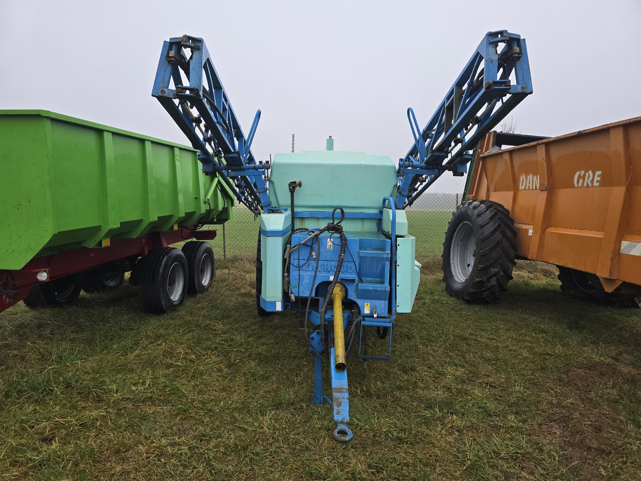 Berthoud RACE 32SX24 - Opryskiwacz polowy: zdjęcie 4 Berthoud RACE 32SX24 - Opryskiwacz polowy: zdjęcie 4