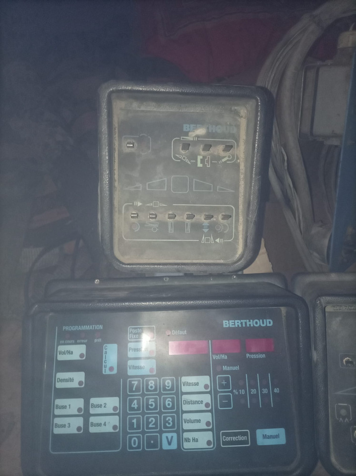 Berthoud RACE 32SX24 - Opryskiwacz polowy: zdjęcie 3 Berthoud RACE 32SX24 - Opryskiwacz polowy: zdjęcie 3