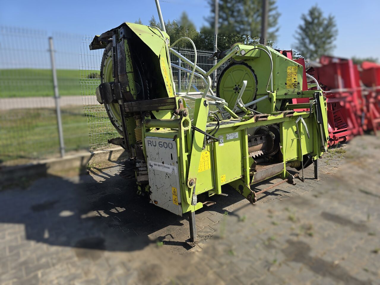 Claas RU600 - Sieczkarnia: zdjęcie 1 Claas RU600 - Sieczkarnia: zdjęcie 1
