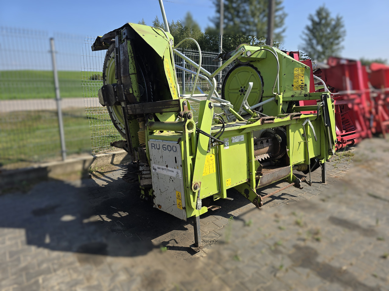 Claas RU600 - Sieczkarnia: zdjęcie 1 Claas RU600 - Sieczkarnia: zdjęcie 1