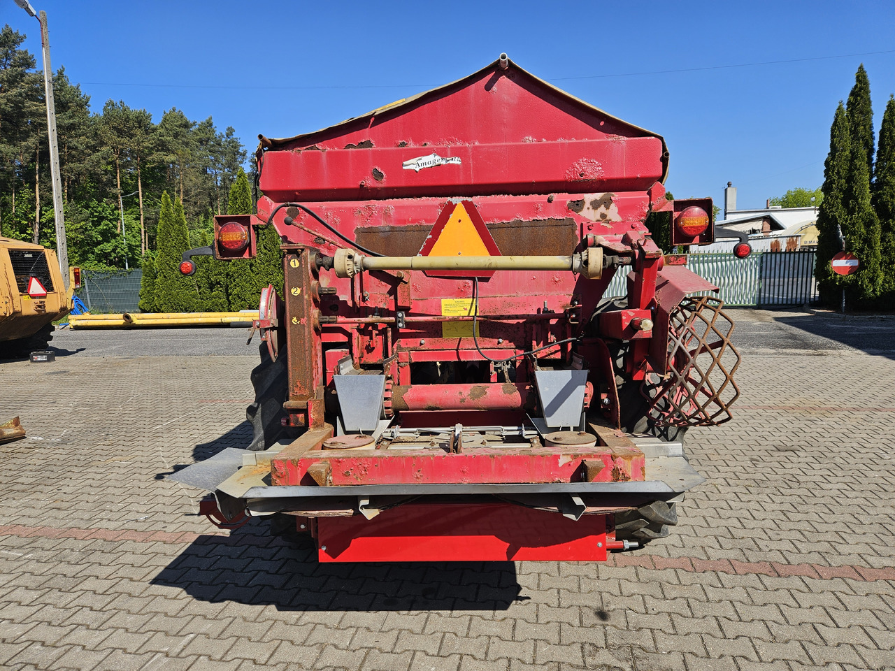 Inna B4 - Aplikator do gnojowicy: zdjęcie 4 Inna B4 - Aplikator do gnojowicy: zdjęcie 4