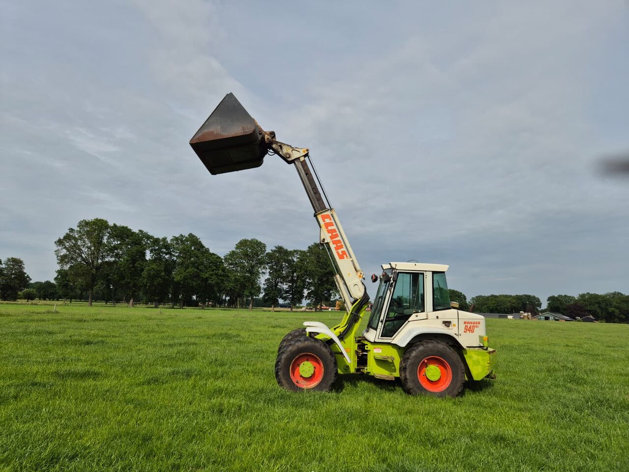 Claas Ranger 940 RX - Ładowarka kołowa: zdjęcie 2 Claas Ranger 940 RX - Ładowarka kołowa: zdjęcie 2