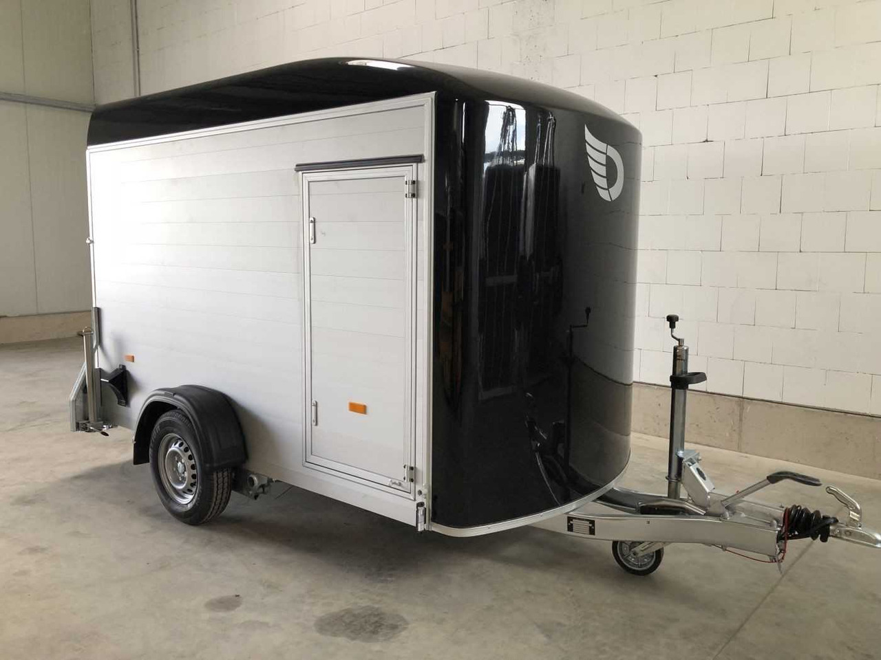 CHEVAL LIBERTE DEBON C300 Roadster Kofferanhänger - Przyczepa motocyklowa: zdjęcie 2 CHEVAL LIBERTE DEBON C300 Roadster Kofferanhänger - Przyczepa motocyklowa: zdjęcie 2